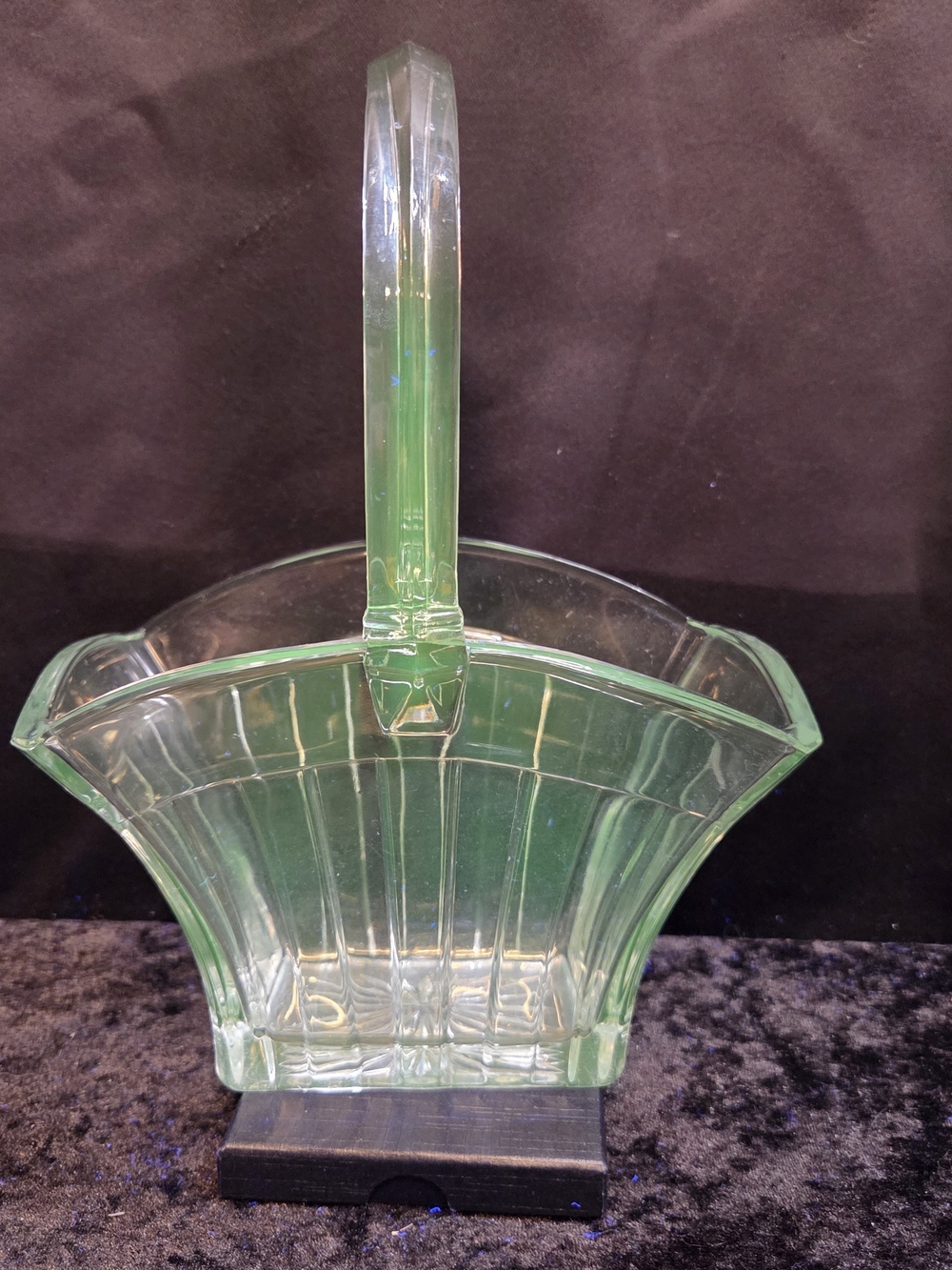 Heisey Glass Basket Recessed Panel Clear /Glows Under UV Light Vintage